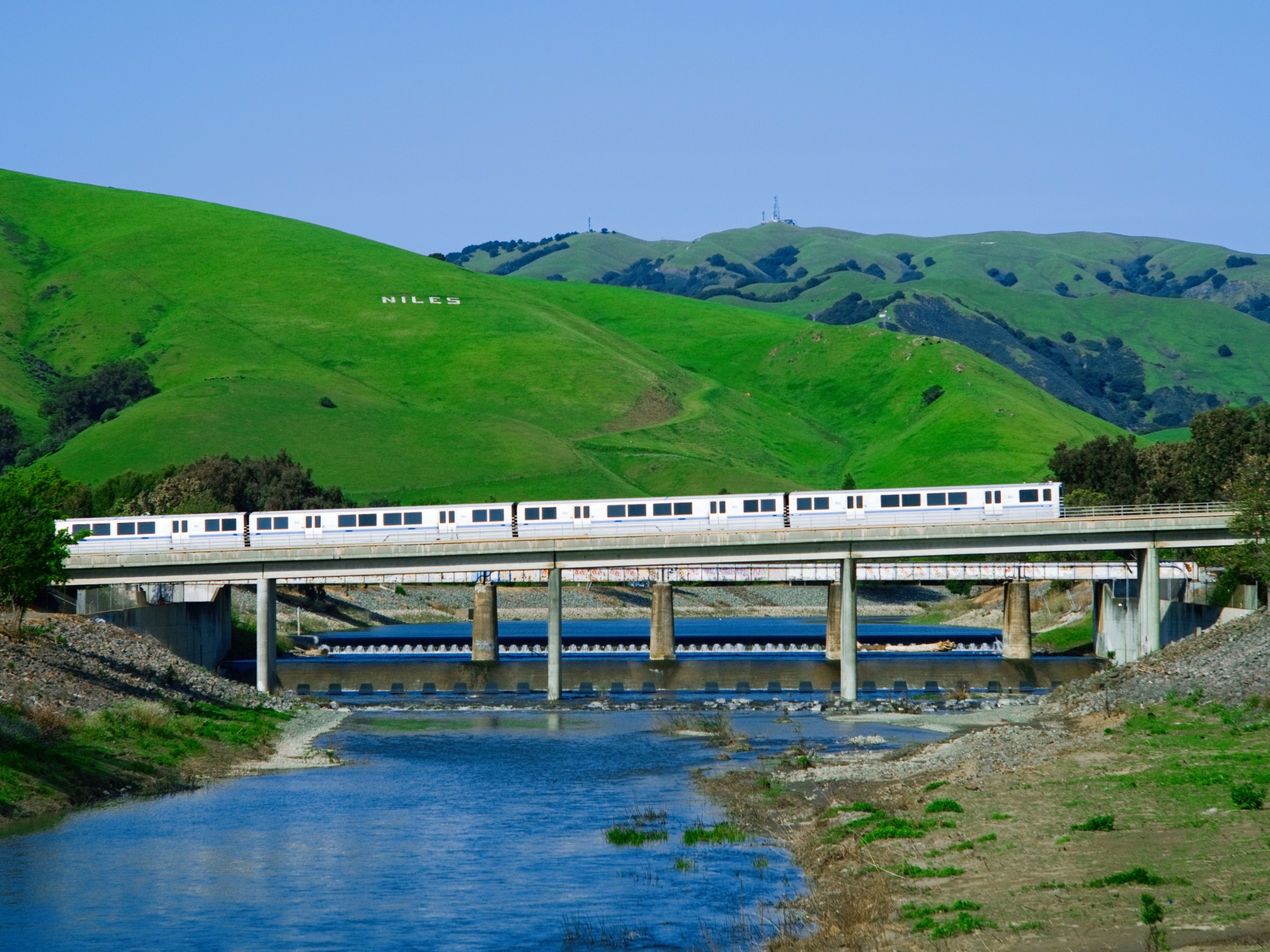 BART-at-Niles-Nikon-Df-36